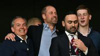 Prince William terlihat berbahagia setelah Aston Villa memastikan gelar juara Liga Europa, Kamis (21/5/2026) dini hari WIB. (Ozan KOSE / AFP)