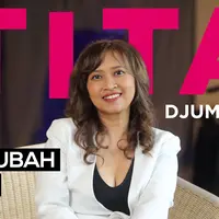 Menjadi seniman adalah cita-cita Tita Djumaryo sejak usia dini. Ia pun menekuni bidang ini hingga mendirikan Ganara Art agar Masyarakat Indonesia bisa mendapatkan wadah terbaik.