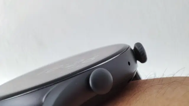 Amazfit GTR 3 Pro (Liputan6.com/Giovani Dio Prasasti)