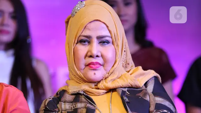 [Bintang] Elvy Sukaesih