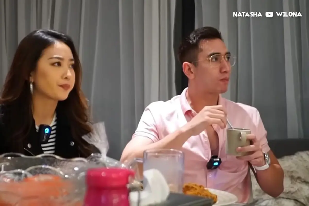 6 Momen Natasha Wilona Temani Verrell Bramasta Buka Puasa, Didoakan Balikan