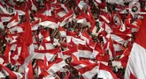 Ribuan suporter Timnas Indonesia memadati area tribun penonton Stadion Utama Gelora Bung Karno (GBK) di Jakarta, Selasa (25/3/2025). (Liputan6.com/Angga Yuniar)