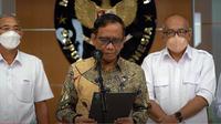 Menteri Koordinator Bidang Politik, Hukum, dan Keamanan sekaligus Ketua Dewan Pengarah Satgas BLBI Mahfud MD saat konferensi pers.