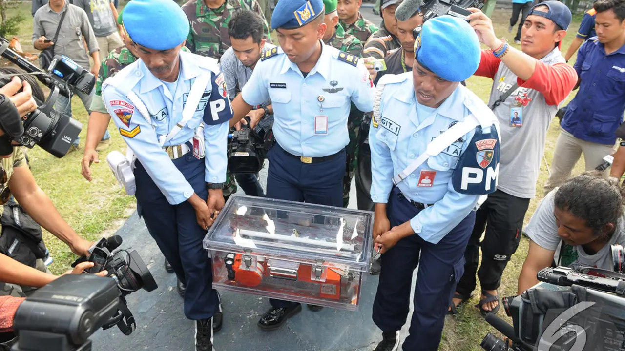 Penampakan Black Box AirAsia QZ8501