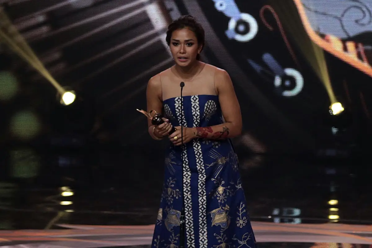 [Bintang] Adinia Wirasti