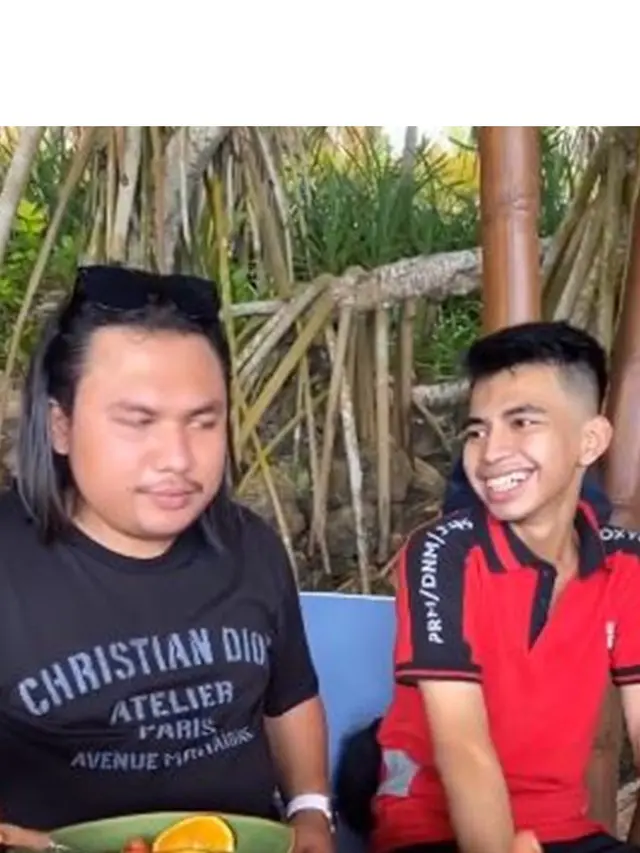 Diajak Liburan Bareng, Ini 6 Potret Terbaru Dimas Penjual Bakso Mirip Raffi Ahmad