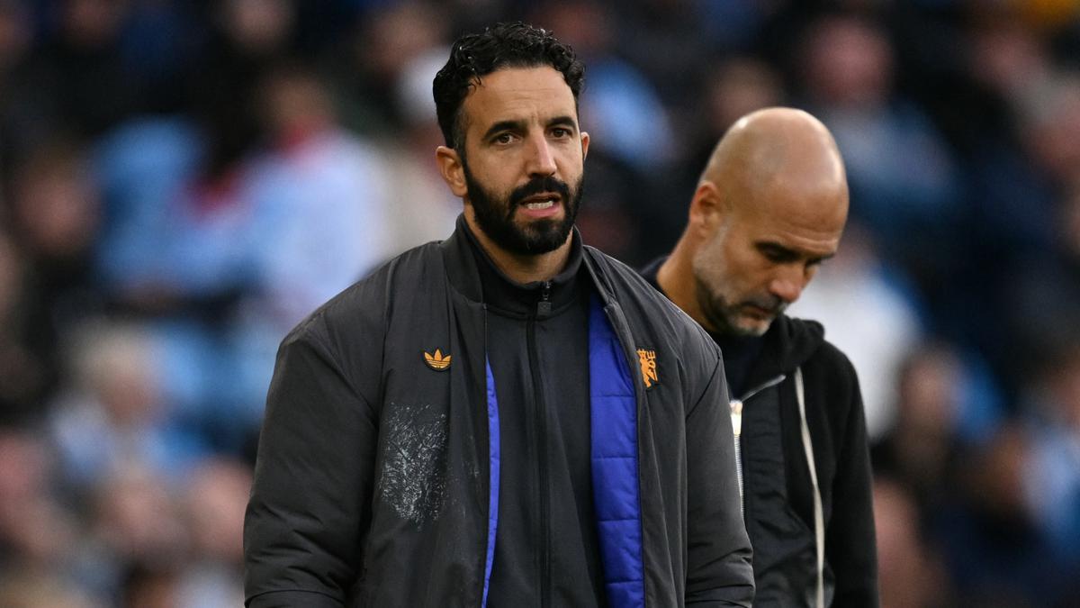 Dipermalukan di Derby Manchester, Manajemen MU Masih Percaya dengan Ruben Amorim