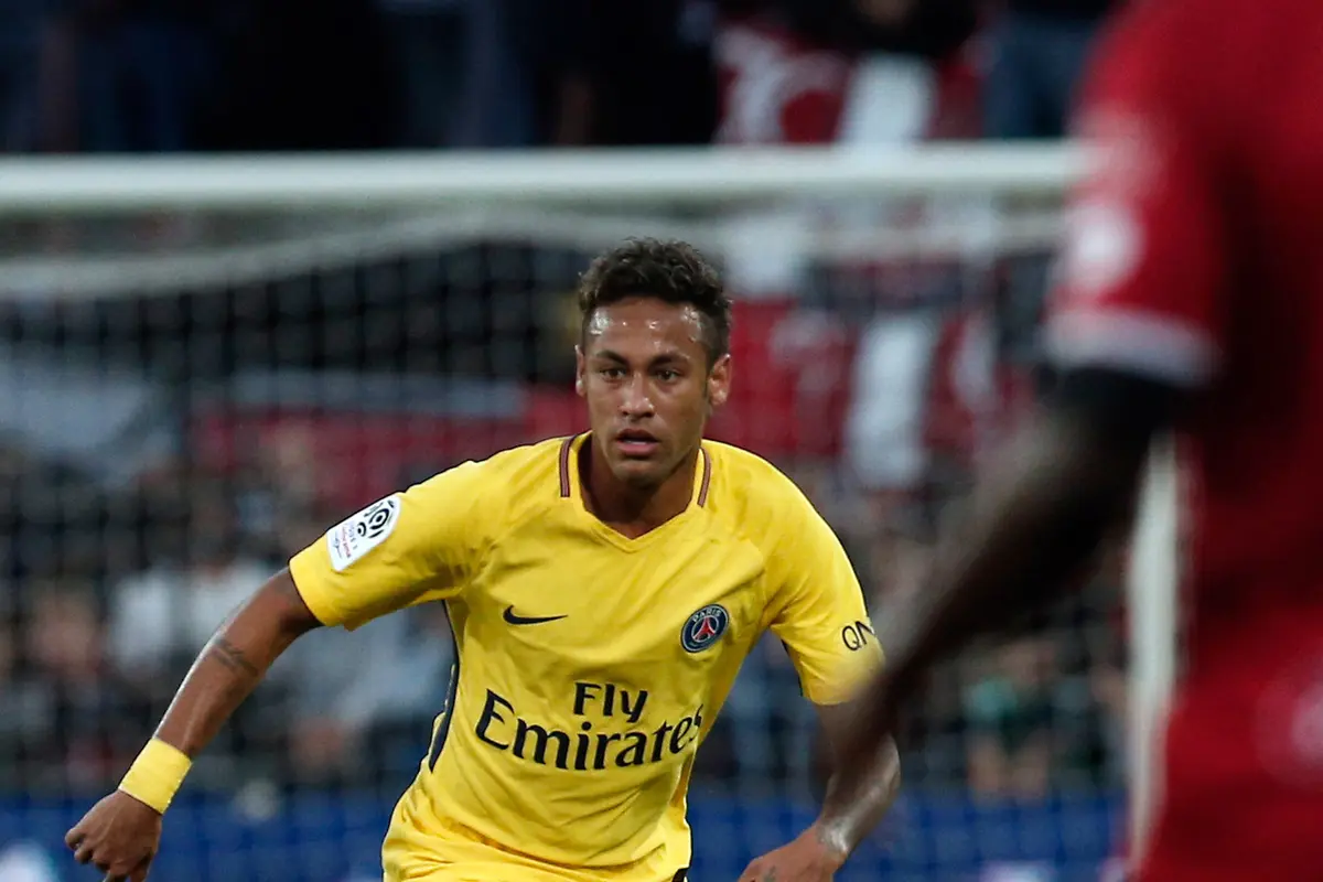 Debut buat PSG, Neymar Cetak Satu Gol