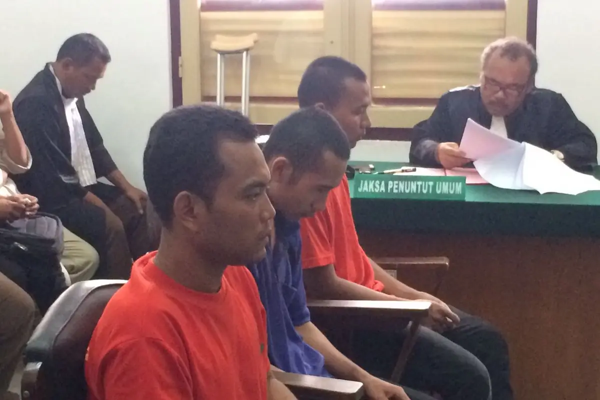 Andi Lala Cs, Pembunuh Sekeluarga di Medan Jalani Sidang Perdana