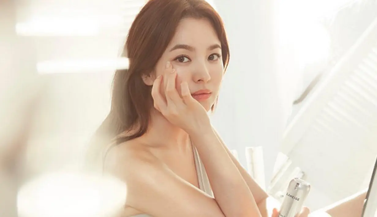 Sudah ramai dibicarakan soal kabar pernikahan keduanya, namun sampai saat ini belum ada keterangan yang dinyatakan secara langsung oleh keduanya. Meskipun pihak agensi dari mereka sudah memberi pernyataannya. (Instagram)