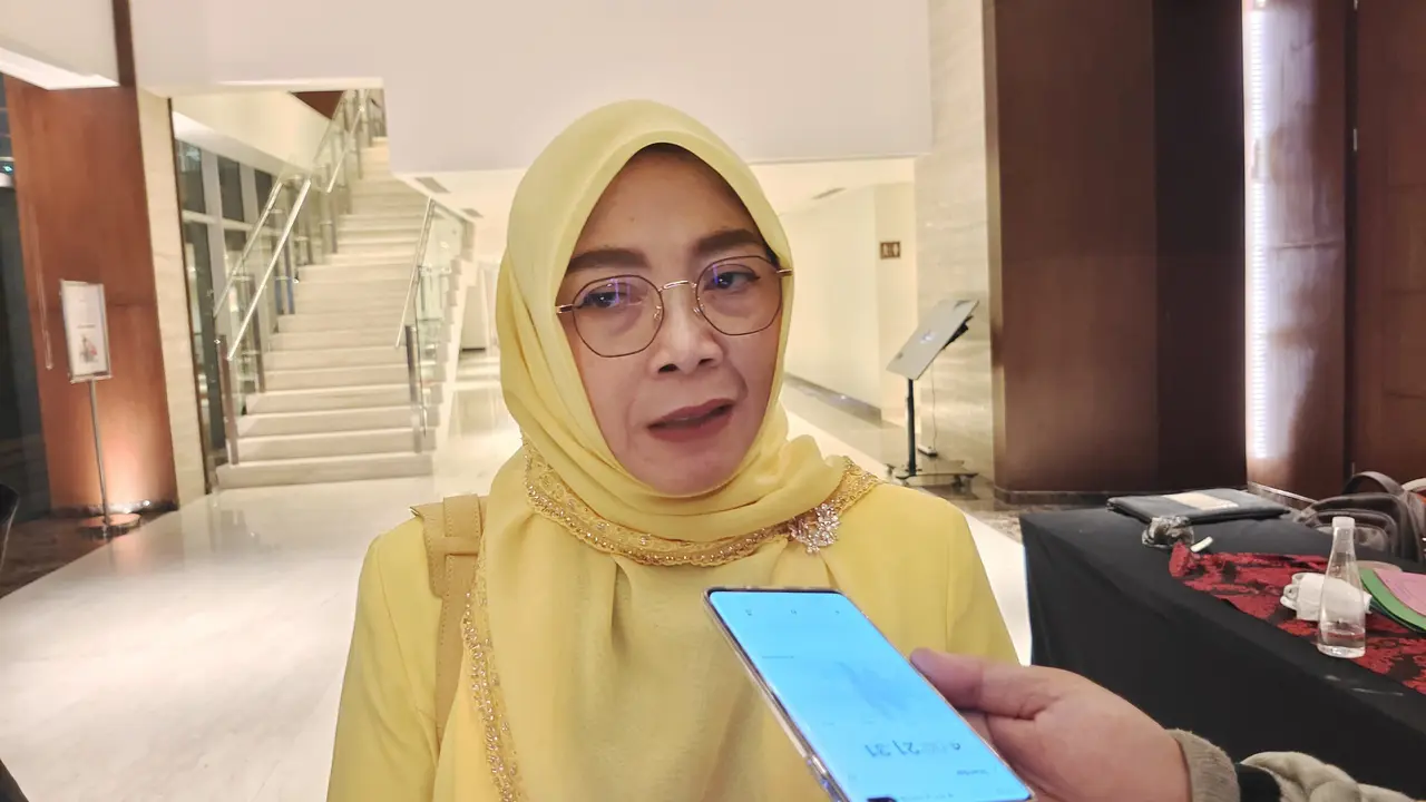 Ketua Komisi D DPRD Kota Depok Supriatni