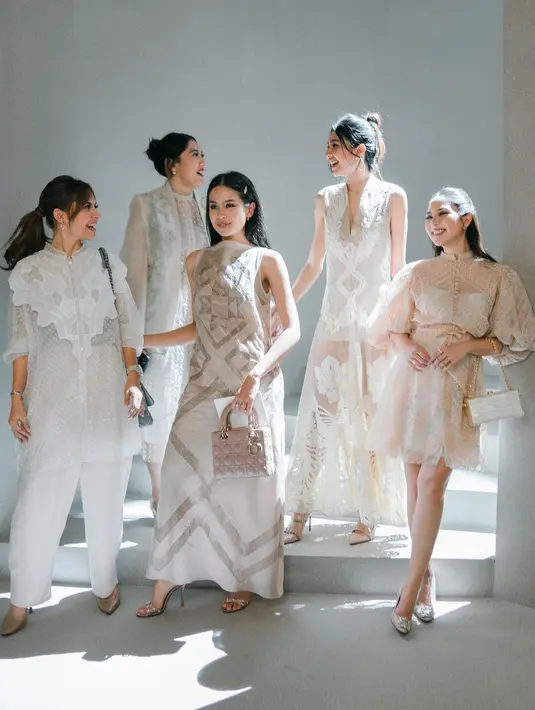 Penampilan Jessica Mila menjadi salah satu yang mencuri perhatian di antara tamu undangan yang hadir [@jscmila]