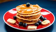 Try this easy sourdough pancake recipe at home. (Photo: nikldn/Unsplash)