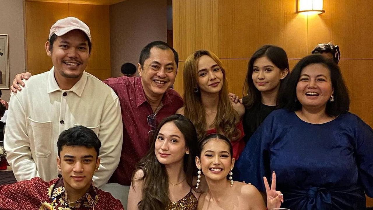Pesta ulang tahun Sandrinna Michelle ke-15 (Foto: Instagram/@indrayanto)