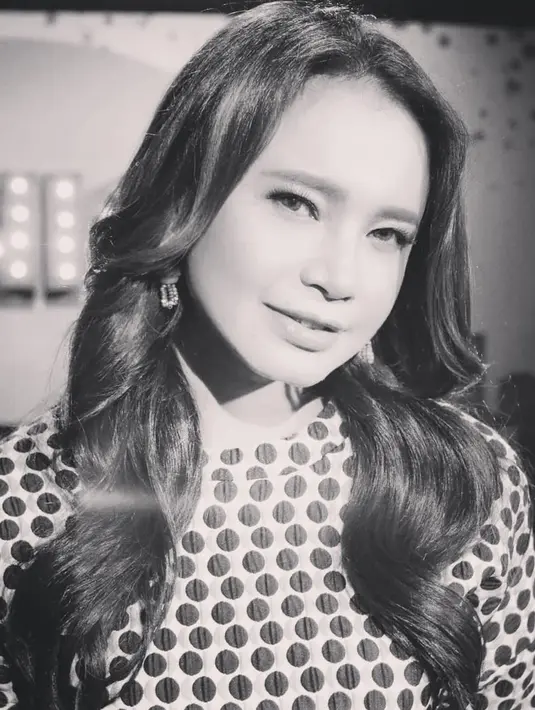 (Instagram/itsrossa)