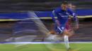 Gelandang Chelsea, Eden Hazard, berlari saat melawan Manchester City pada laga Premier League di Stadion Stamford Bridge, London, Sabtu (30/9/2017). Chelsea kalah 0-1 dari City. (AFP/Adrian Dennis)
