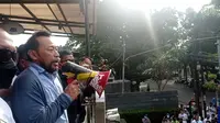 Penanggung jawab panpel Persib Bandung, Budi Bram Rachman. (Bola.com/Muhammad Faqih)