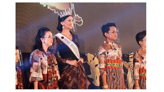 7 Pesona Adinda Cresheilla, Puteri Indonesia Pariwisata 2022 saat Pakai Kebaya