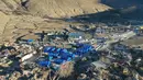 187 lokasi relokasi telah disiapkan otoritas setempat, dan ribuan tenda dibangun sebagai tempat berlindung sementara bagi ribuan korban. (CNS/AFP/China OUT)