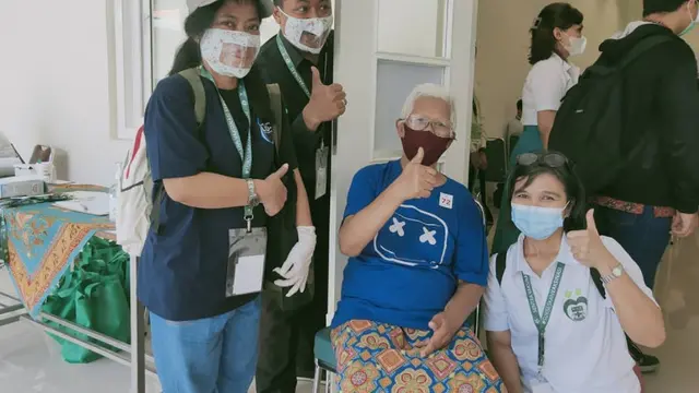 Sentra Vaksinasi Serviam di Jakarta Pusat untuk lansia ber-KTP DKI dan domisili DKI . (Foto: Instagram @vaksinasi_serviam)