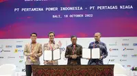Penandatanganan kerja sama hulu ke hilir penyediaan Compressed Biomethane antara Pertamina NRE (PNRE), Subholding Gas Pertamina melalui afiliasinya, Pertagas Niaga, serta PT Perkebunan Nusantara III (Persero) (PTPN III) dalam acara State-owned Enterprises International Conference di Bali, Selasa (18/10).