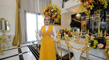 Pemilik Dnars Skincare menilai emas melambangkan kekuatan (YouTube Lensa Nona)