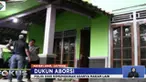 Setelah menemukan 20 kantong bayi hasil aborsi, polisi kini masih mencari makam bayi lainnya yang diduga dikubur pelaku di sekitar rumah.