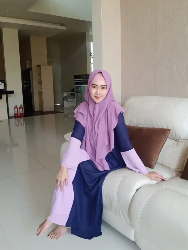 6 Potret Terbaru Bu Dendy yang Sempat Viral Sawer Pelakor, Kini Makin Modis
