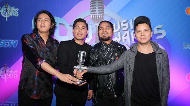 [Bintang] Armada (Grup Band Paling Ngetop)