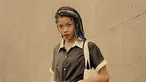 Zsa Zsa Utari selalu tampil menawan di beberapa penampilan. Seperti saat ia mengenakan outfot hitam yang membuatnya makin terlihat kece. Ia bahkan disebut netizen 
 layaknya bintang Hollywood saking curi perhatian.(Liputan6.com/IG/@zsazsautari)
