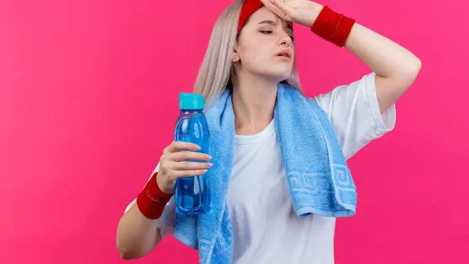 Cold Water vs Warm Water (photo by freepik.com)