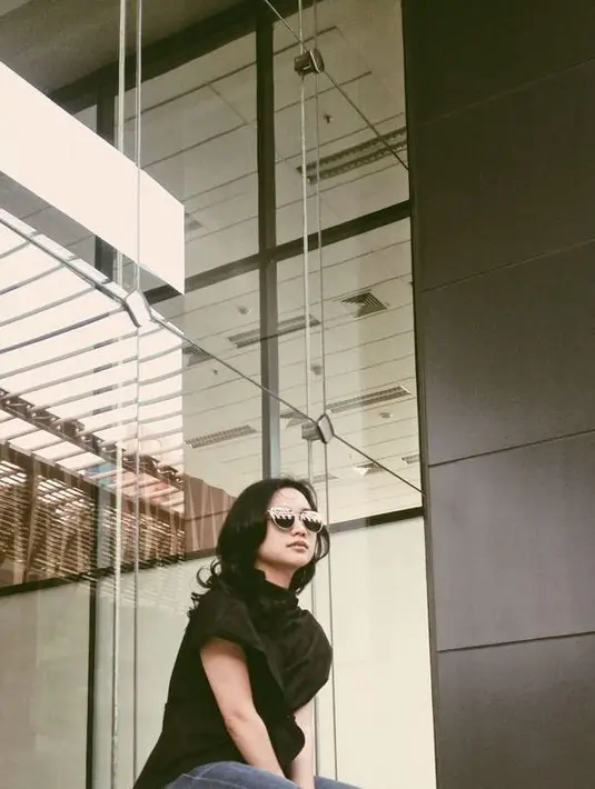 "Sebenarnya kita coba bikin horor yang enggak cuma sekedar seram, karena ada background storynya ya si bullying ini," ujar Rachel. (Instagram/auroramanda)