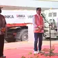 Menteri Perhubungan Budi Karya Sumadi mengunjungi kantor PT Industri Kereta Api (INKA) di Madiun, Jawa Timur, Jumat (31/12), untuk menyaksikan pelepasan secara simbolis ekspor tahap pertama sebanyak 262 gerbong barang jenis container flat top wagon ke Selandia Baru. (Dok. Kemenhub)