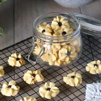 Ilustrasi kue semprit./Copyright shutterstock.com/g/Ketut+Mahendri