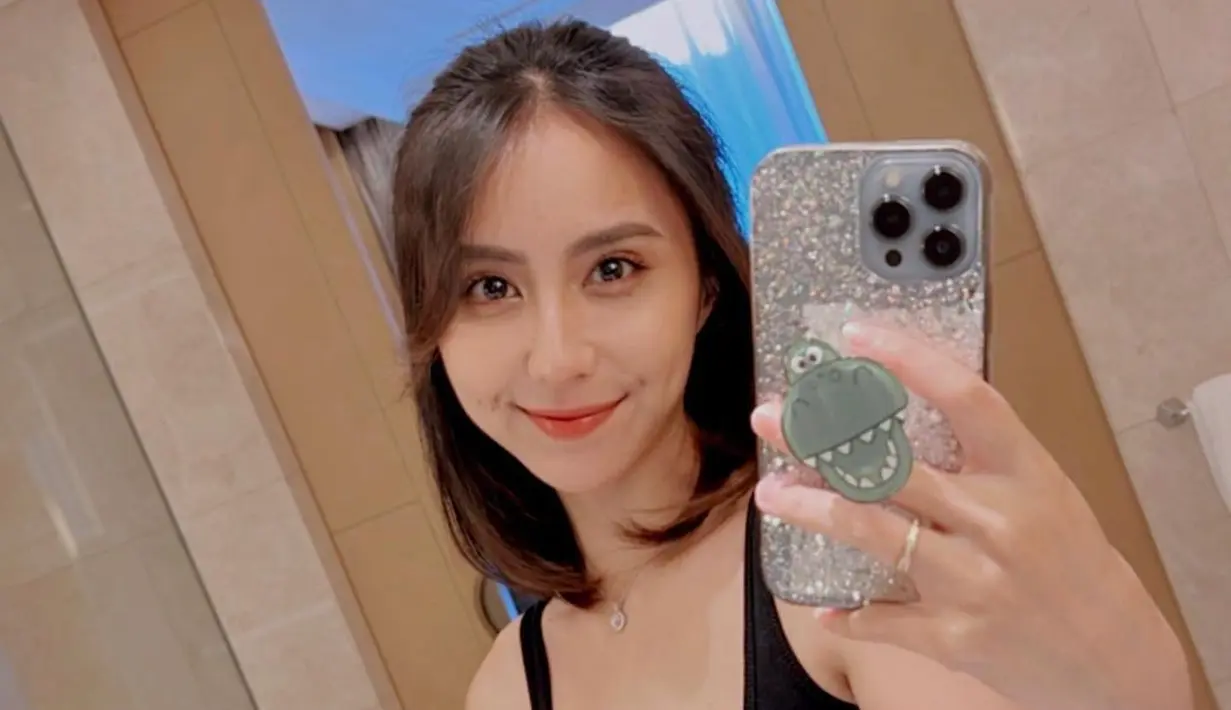 <p>[Instagram/clairineclay]</p>