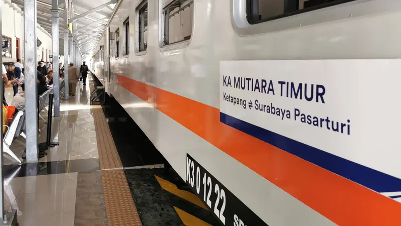 (KA) Mutiara Timur relasi Stasiun Ketapang - Surabaya Pasar Turi PP kini beroperasi. (Istimewa)