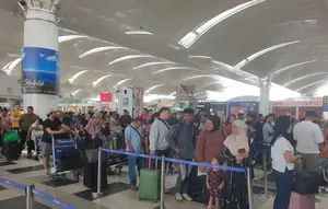 Anak Krakatau Lumpuhkan Penerbangan Medan-Jakarta