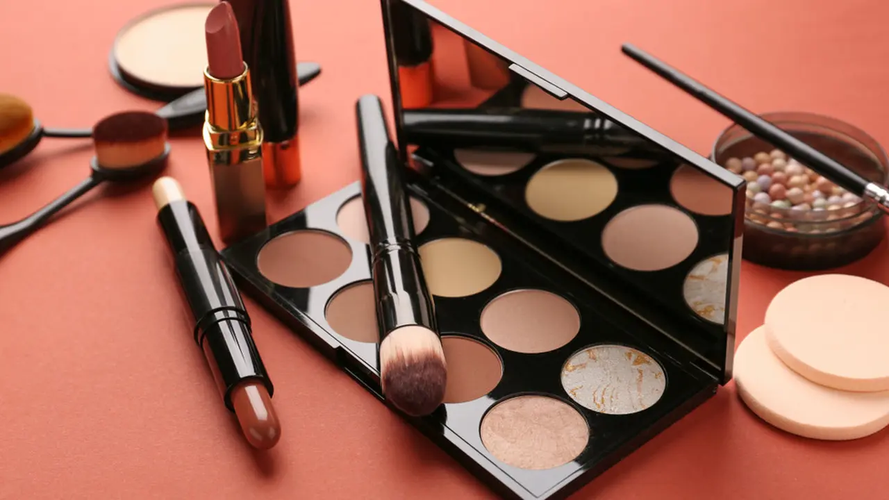 Bukan Tanggal Kedaluwarsa, Ternyata Begini Cara Mengetahui Batas Waktu Produk Makeup Aman Digunakan