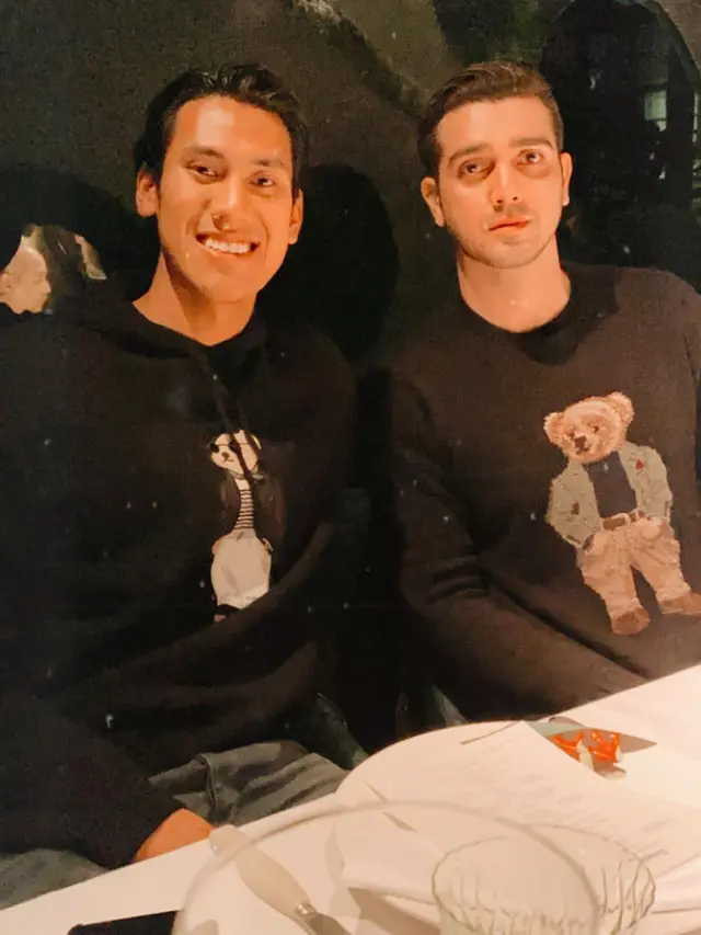 Saudara Tiri, Ini 7 Potret Kompak Fachry Albar Bersama Sean Galael