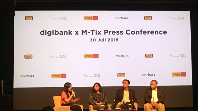 Joko Anwar dalam konferensi pers Digibank.