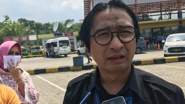 Kepala Subdirektorat Pelayanan Gawat Darurat Terpadu Kementerian Kesehatan, dokter Budi Sylvana mengatakan pelayanan terhadap korban bencana tsunami di Banten dan Lampung tidak dipungut biaya. (Foto: Wilfridus Setu Embu/Merdeka.com)