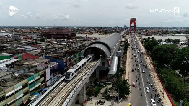 LRT Palembang banyak dikritik karena waktu tempuh yang dinilai lamban. Menhub Budi Karya mengatakan akan menambah jumlah lokomotif di Desember 2018.