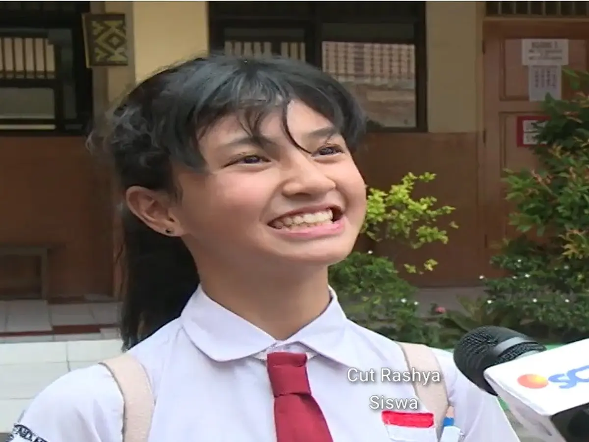 6 Potret Terbaru Cut Rashya Anak SD yang Viral Setelah Diwawancara Media,  Hobi Main Golf - Hot Liputan6.com