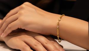 Model Gelang Emas Rantai Mewah 5 Gram untuk Usia 40 Tahun. (Foto: AI)