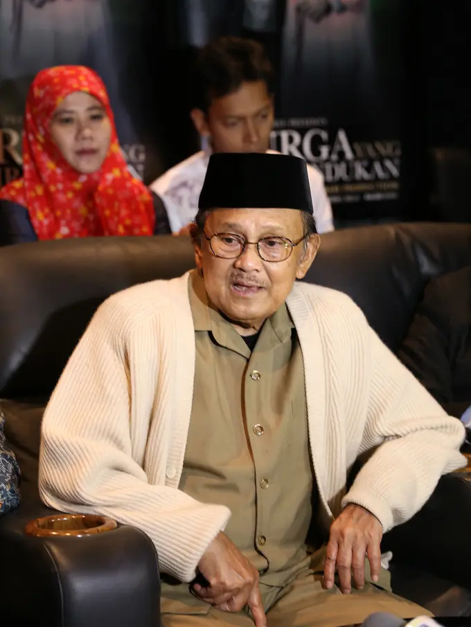 Surga yang Tak Dirindukan