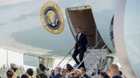 Presiden Obama tiba di Hangzhou, China untuk menghadiri KTT G-20 (Straits Times)