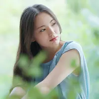 lustrasi perempuan cantik/copyrightshutterstock/polkadot_photo