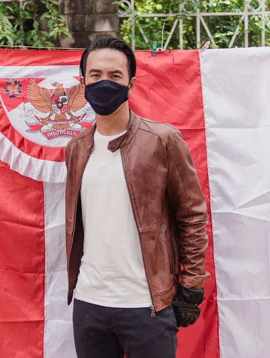 Bukan hal mudah memang bertahan di tengah Pandemi, seperti Daniel Mananta ini. Berbagai cara dilakukannya  agar  ia tetap bisa mempertahankan bisnis yang sudah digelutinya sejak lama. (Instagram/vjdaniel)