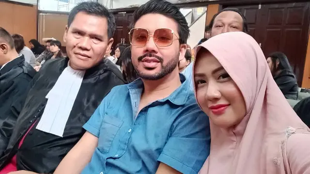 Tampil Brewokan, 6 Potret Pablo Benua Ini Bikin Pangling