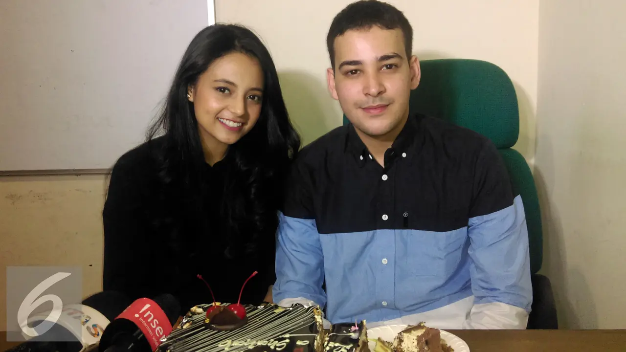 Riza Shahab dan Elyzia
